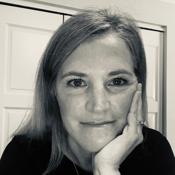 Meet your Posher, Kelly - Picture 1 of 1